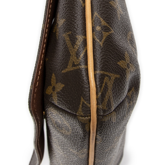 Louis Vuitton Musette Salsa - Picture 8 of 10